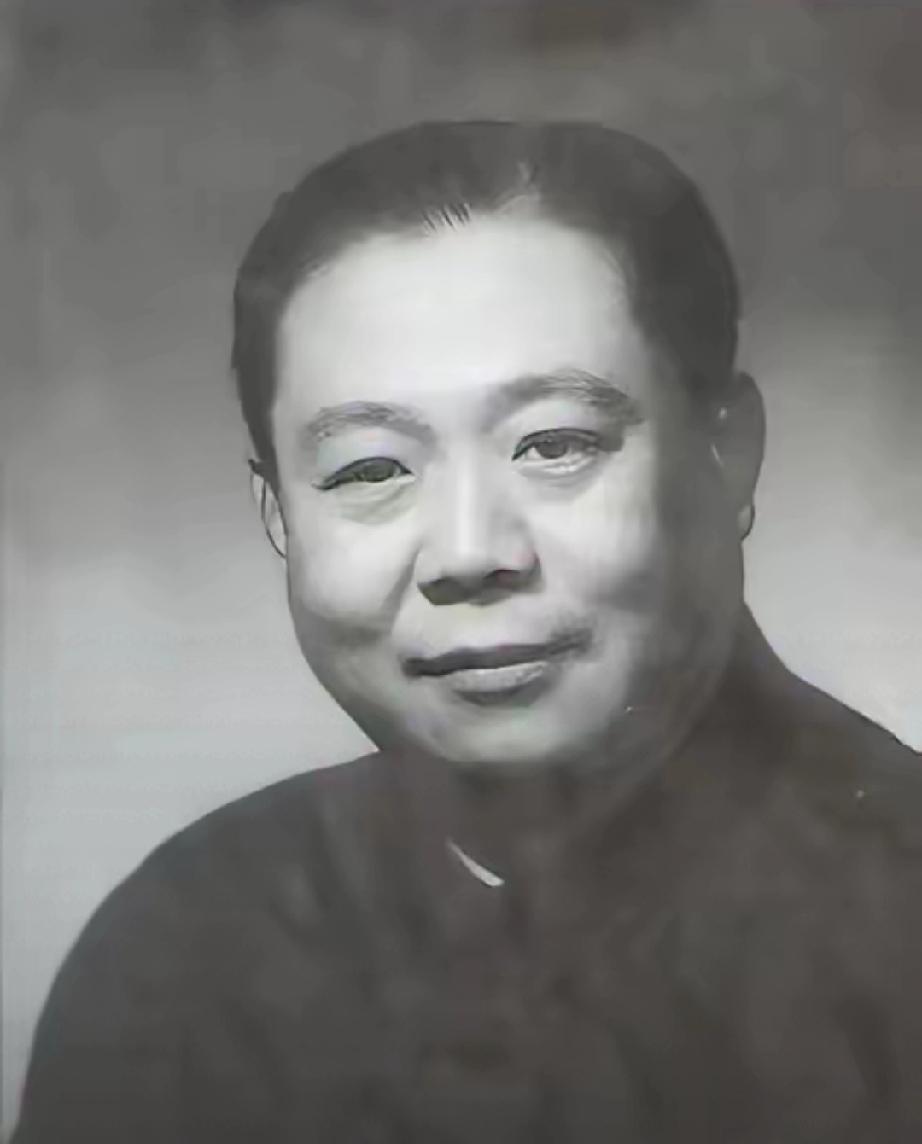 55岁导演悬梁自尽，
妻子举报成最后一根稻草！他的电影却影响几代人

艺术家的生