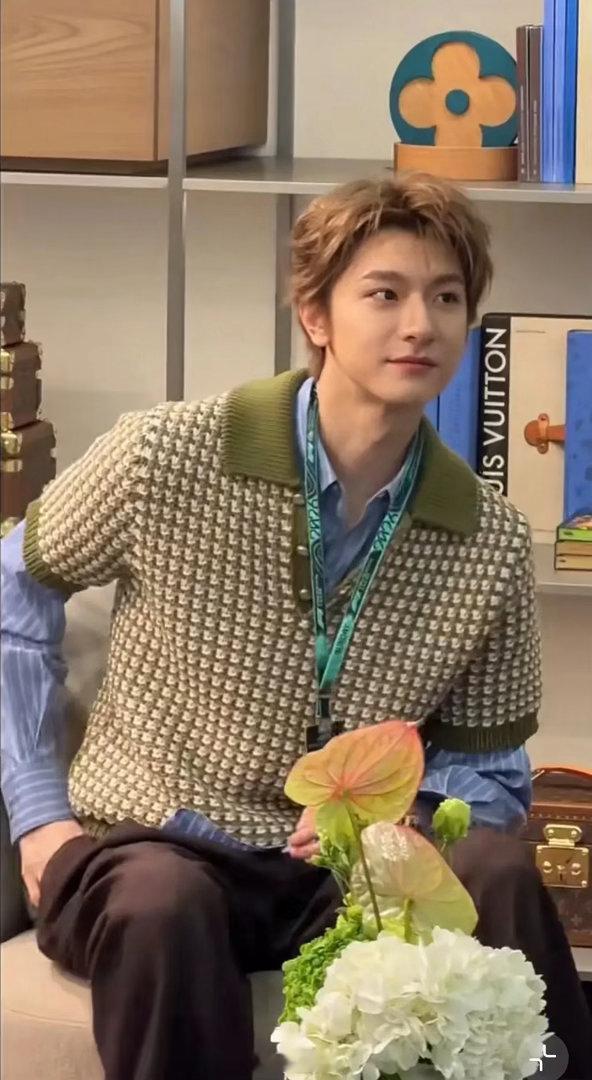 感觉林一👃🏻真的败笔很难不注意他👃🏻 