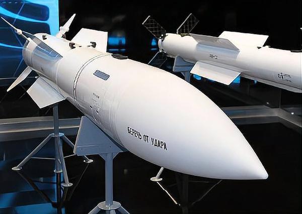 嘿，朋友们，今天咱们聊聊印度和俄罗斯那点事儿。最近印度防务研究网站爆了个大料，说