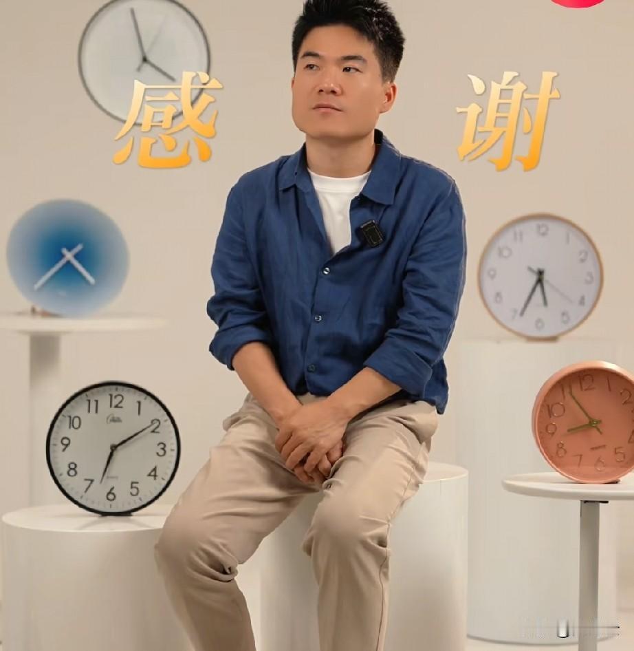 6.9日的短片很多人出镜，但你会感觉董宇辉和其他人不在一个维度。别人可以明媚的笑