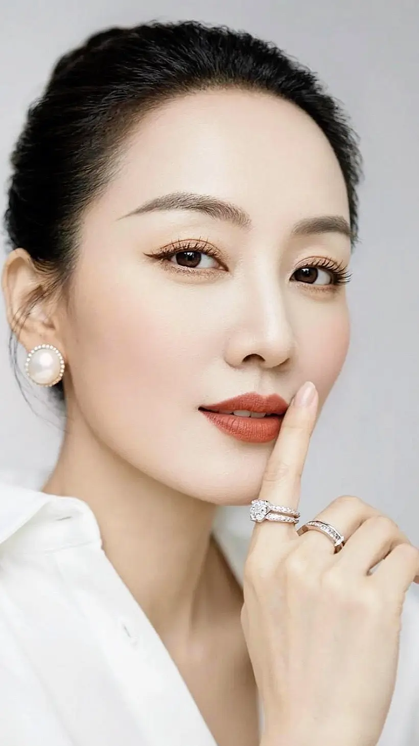 AI清透白衬衫写真 ai创作 广告分成玩法达人伙伴计划