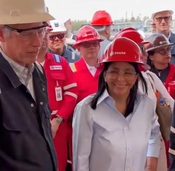 委内瑞拉已经让这个代理总统给卖了，别看现在委内瑞拉已经跟美国的关系有很大的缓和，