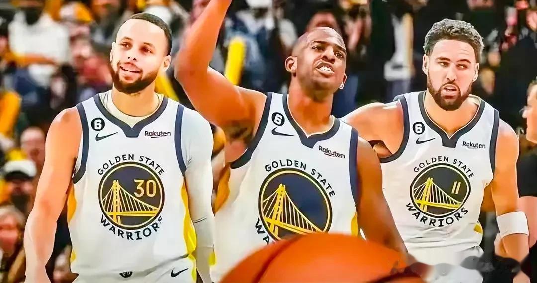  
北京时间7月30日NBA勇士队新援后卫球星克里斯.保罗接受采访公开表示:“我