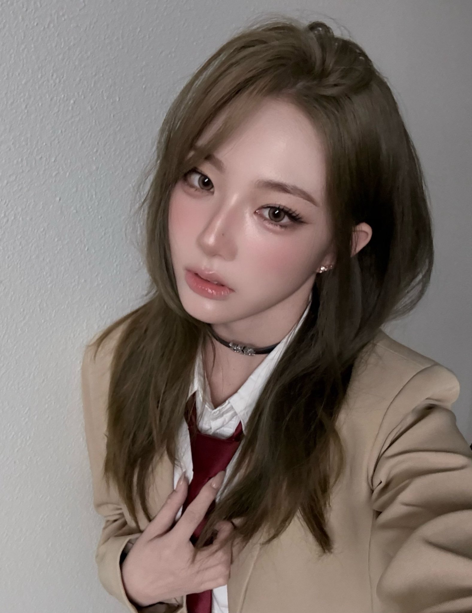 tripleS Xinyu周心语 ✉️ 