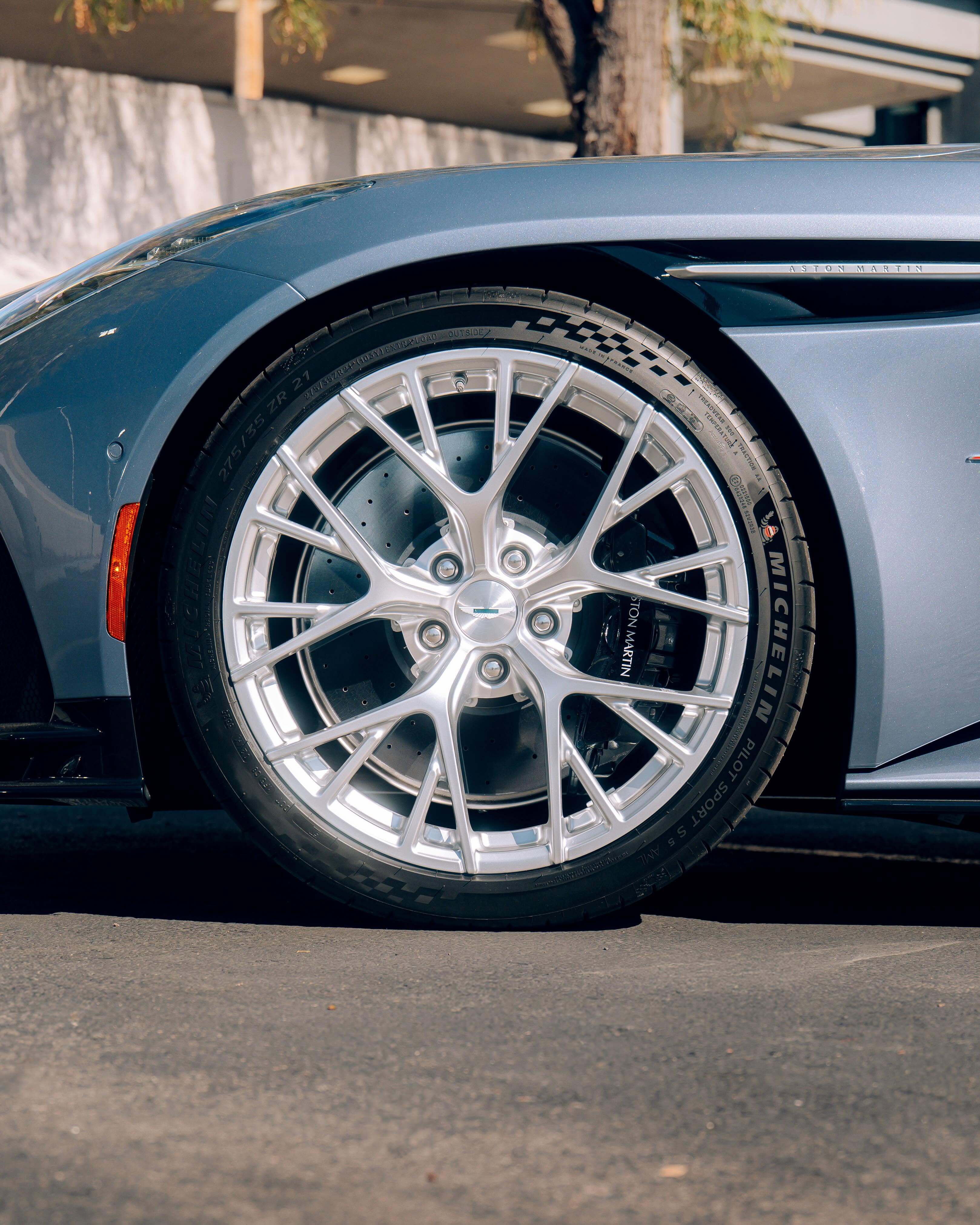 Aston Martin DB12 S阿斯顿马丁DB12Sastonmartin