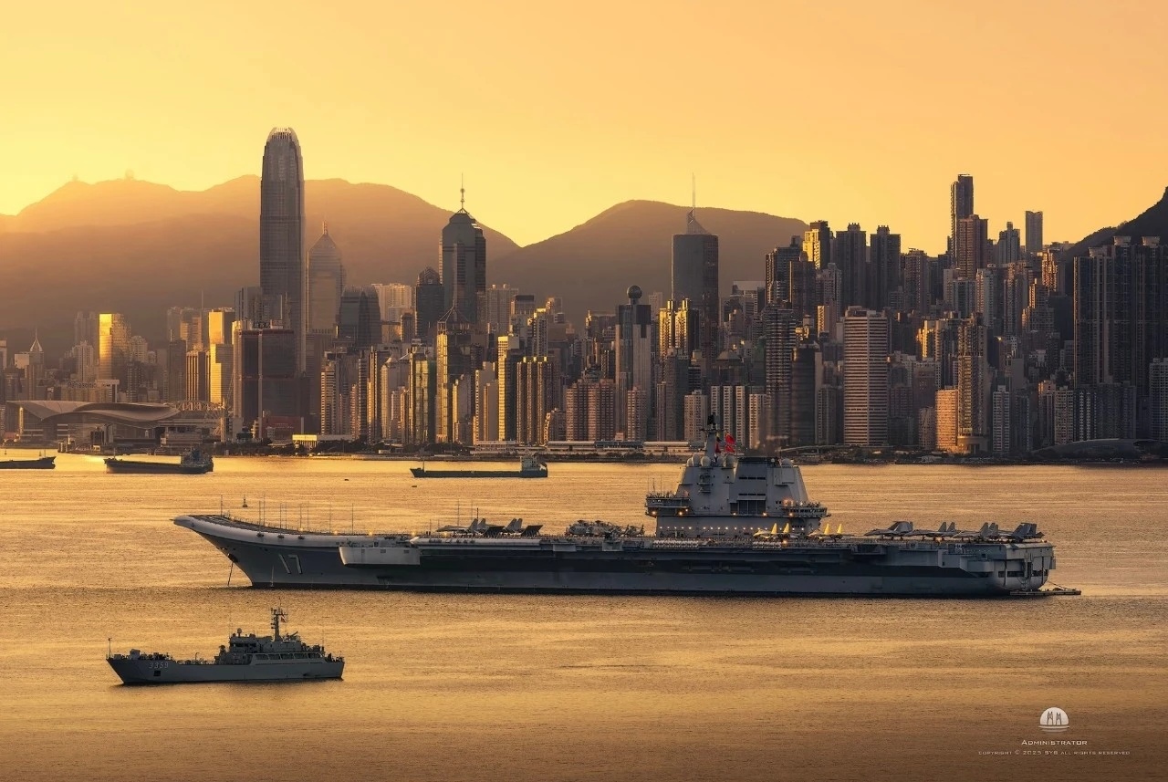 夕阳🌇下的山东舰烽火问鼎计划夕阳落日军事图鉴[超话] ​​​