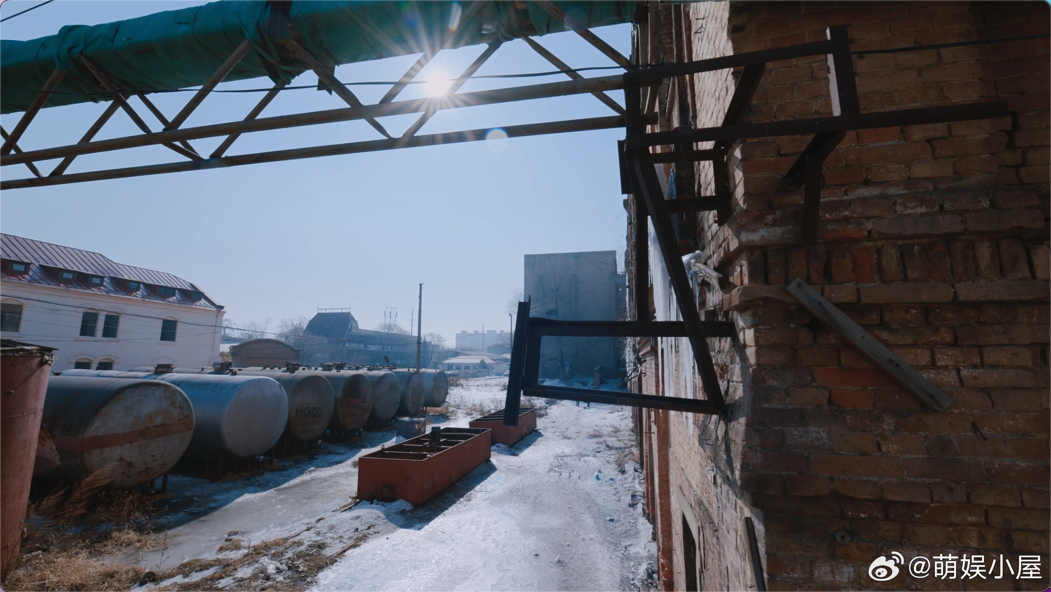 隐身的名字藏着哈尔滨实景隐身的名字 家人们，《隐身的名字》把哈尔滨的冰雪大世界拍