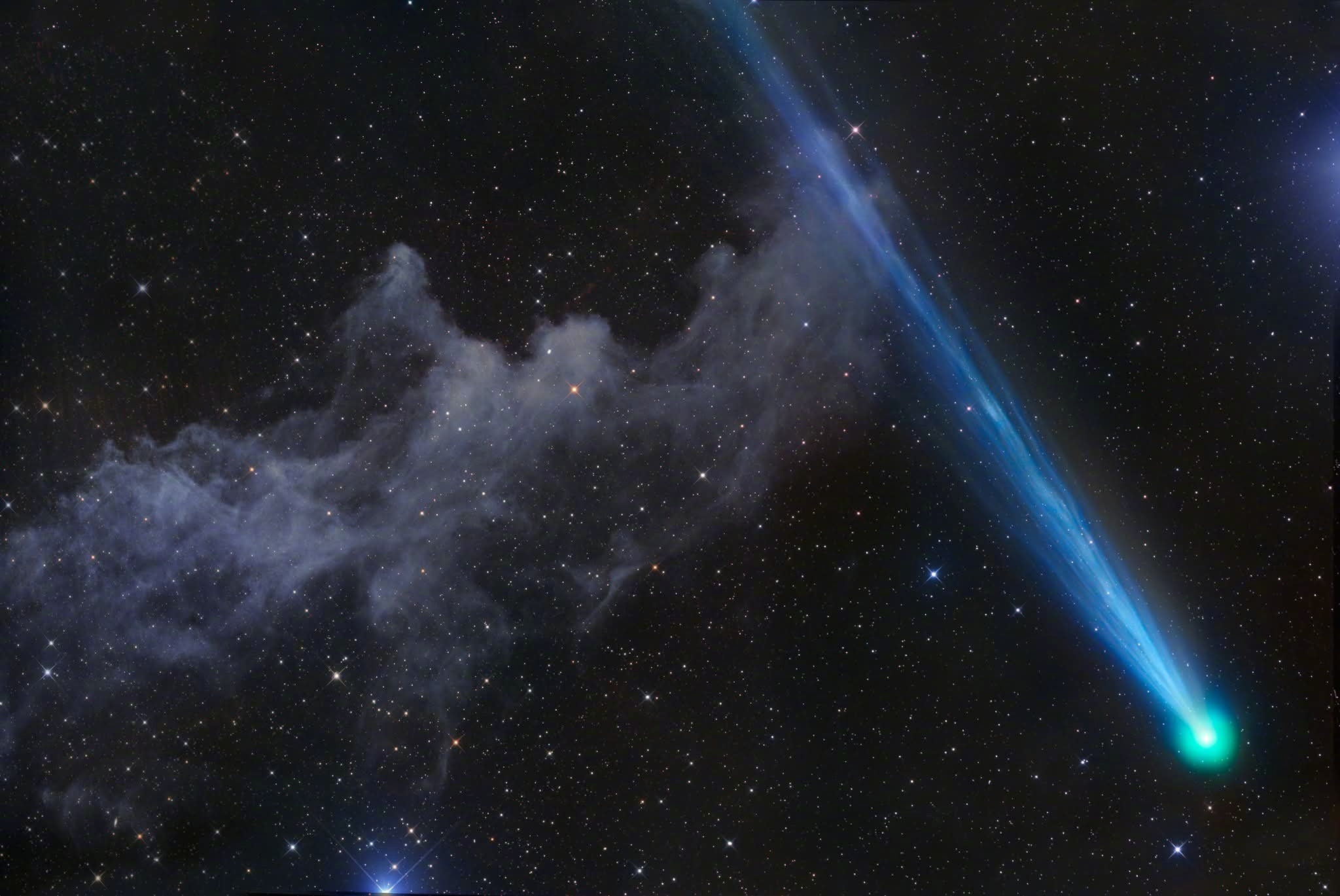 从太阳附近飞出来之后，C/2025 R3彗星转移到了南半球。这是摄影师Geral