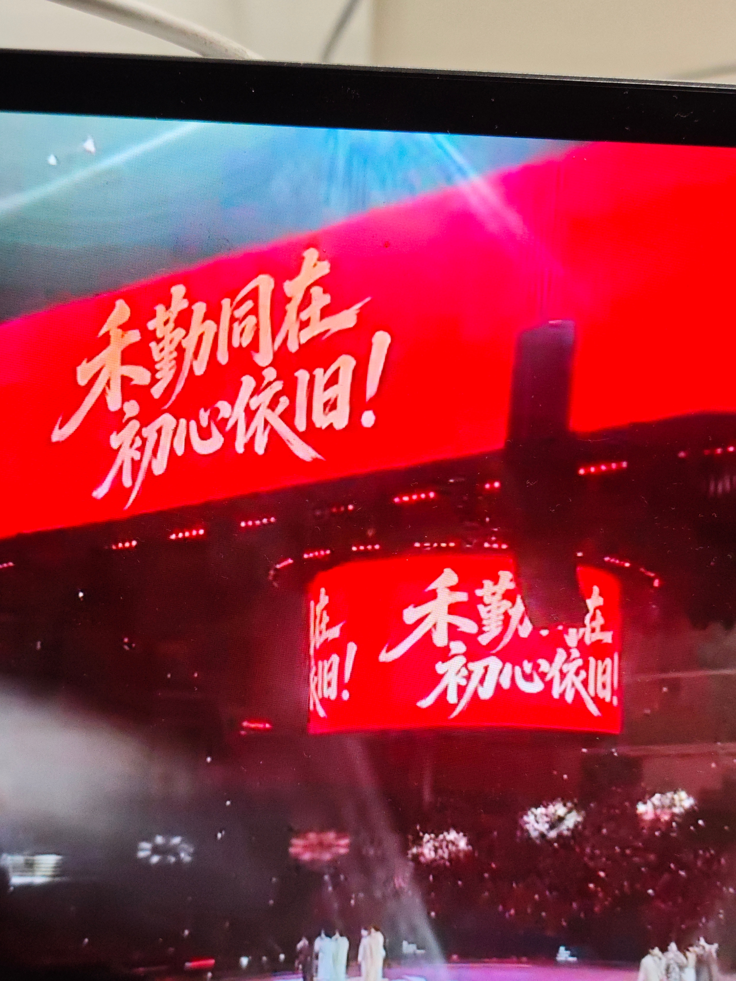 我现在看到这些只想说，莫拉你真的好努力。 