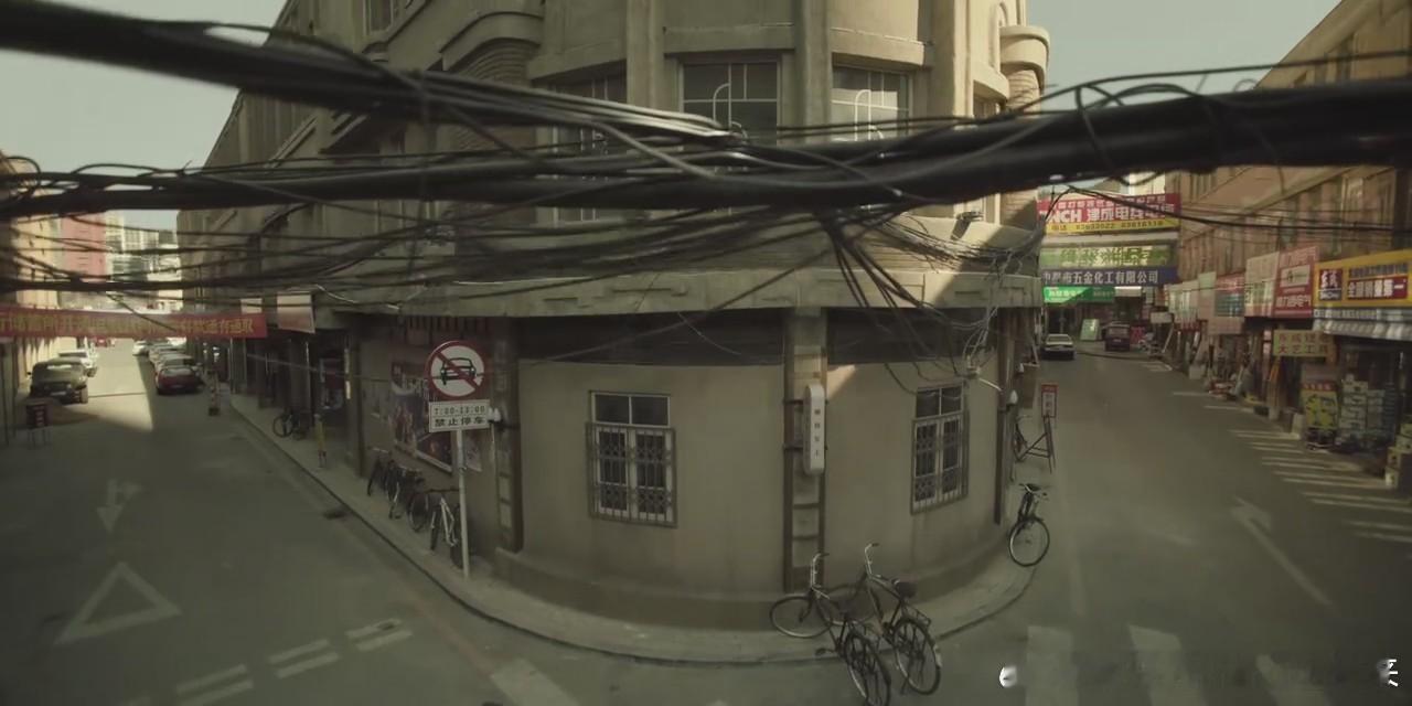 冬城猎凶 EP1-4 导演 翁子光、徐忱编剧 娄霄鹏摄影指导 蔡涛剪辑指导 马博