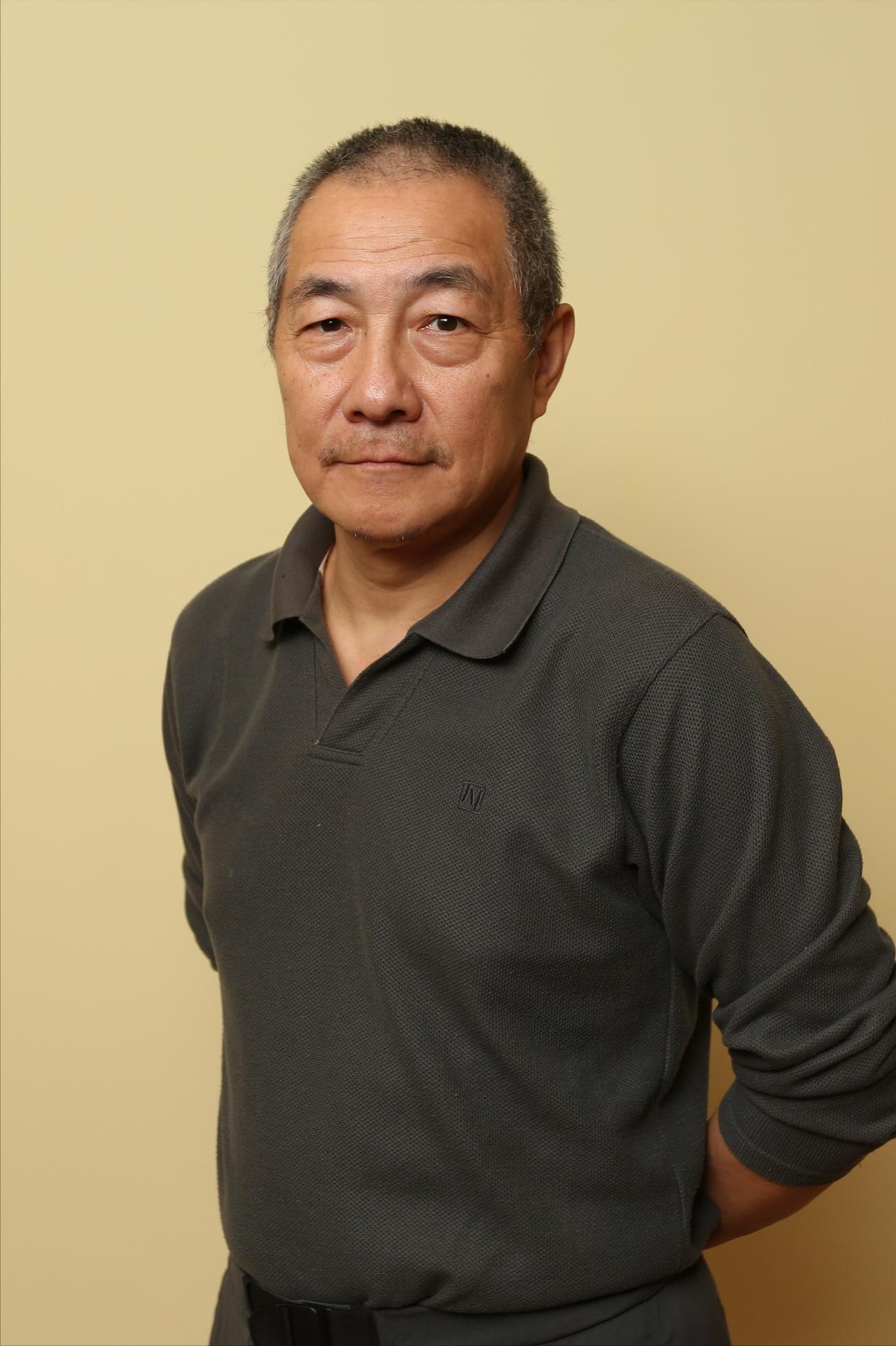 主持人鲁健，采访华大基因的汪健总裁，听说您的团队，已经弄出了类似受精卵一样的干细