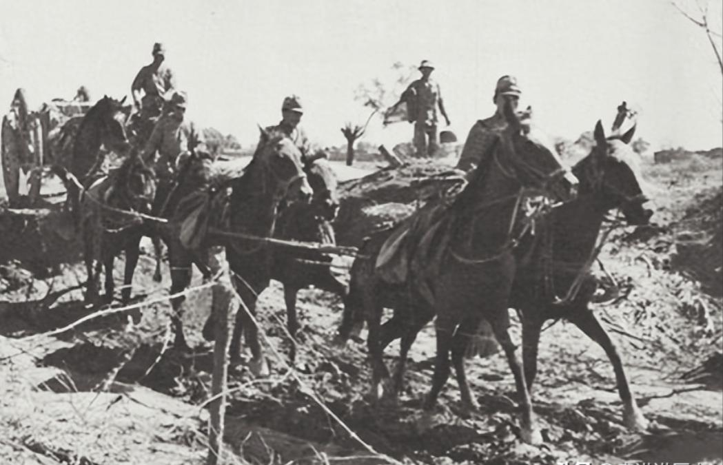 1940年底，冀中平原，鬼子正对着地图挠头。这帮八路，神出鬼没的，仗着熟悉地形，
