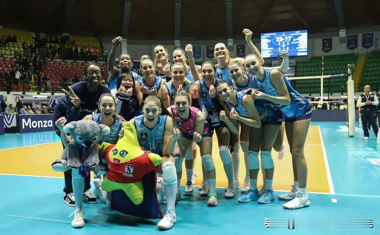 欧冠女排米兰3-0轻取开门红 别尔斯科-比亚瓦3-1挫斯图加特
11月7日，20