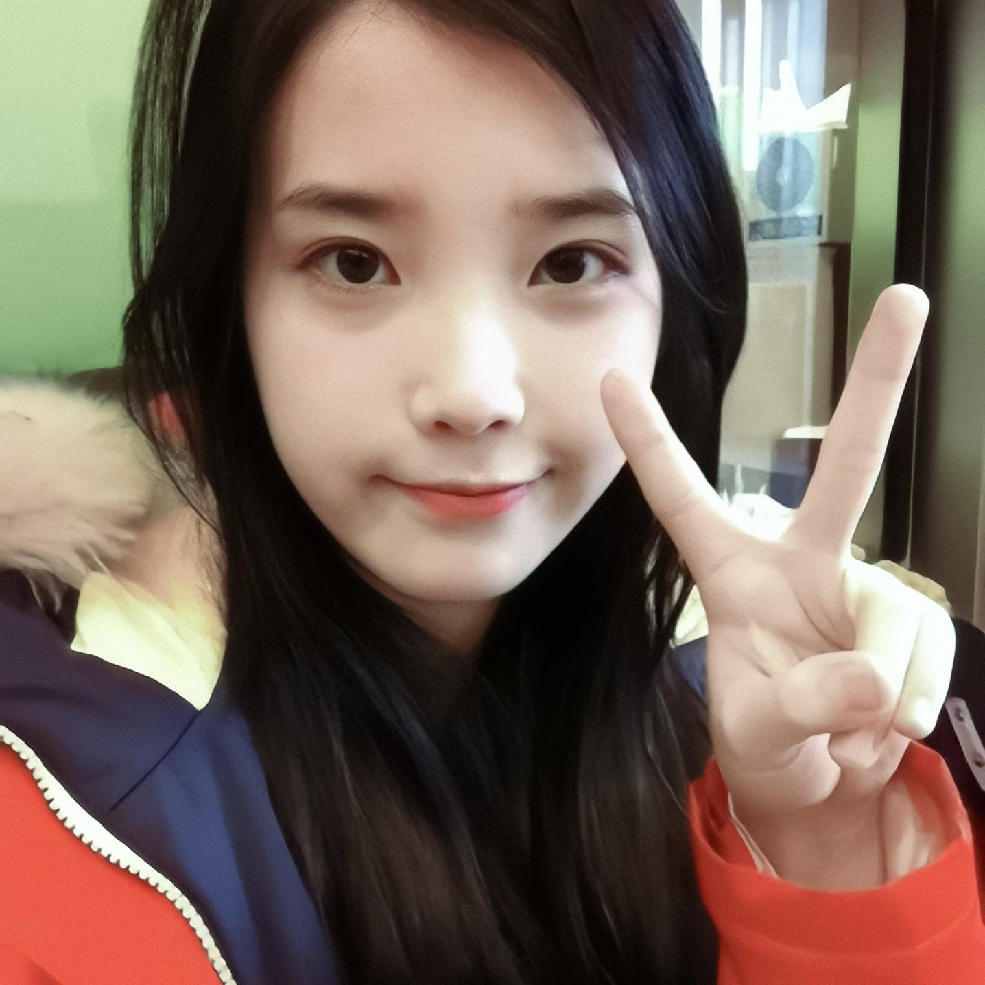 姐姐真漂亮˗ˋˏෆˎˊ˗ iu