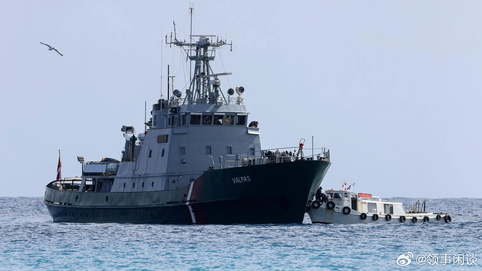 【22名偷渡客在希腊海岸附近海域漂流六天后死亡】（BBC）希腊海岸警卫队称，22