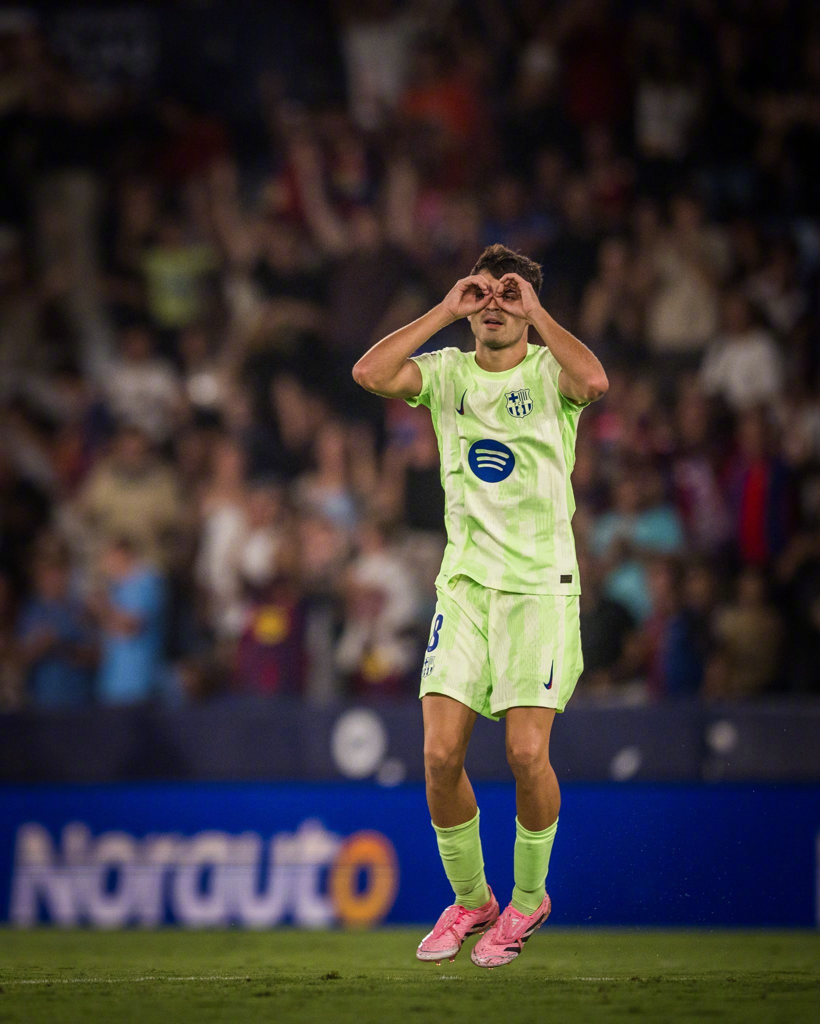莱万特2比3巴萨 🔮当佩德里·波特一脚远射吹响反击号角⚽他根本就是大师级别！！