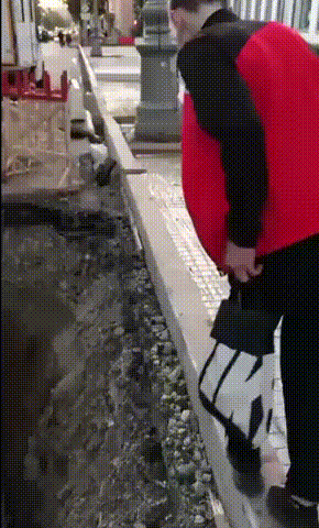 当你凝视深渊时，深渊能摔死你