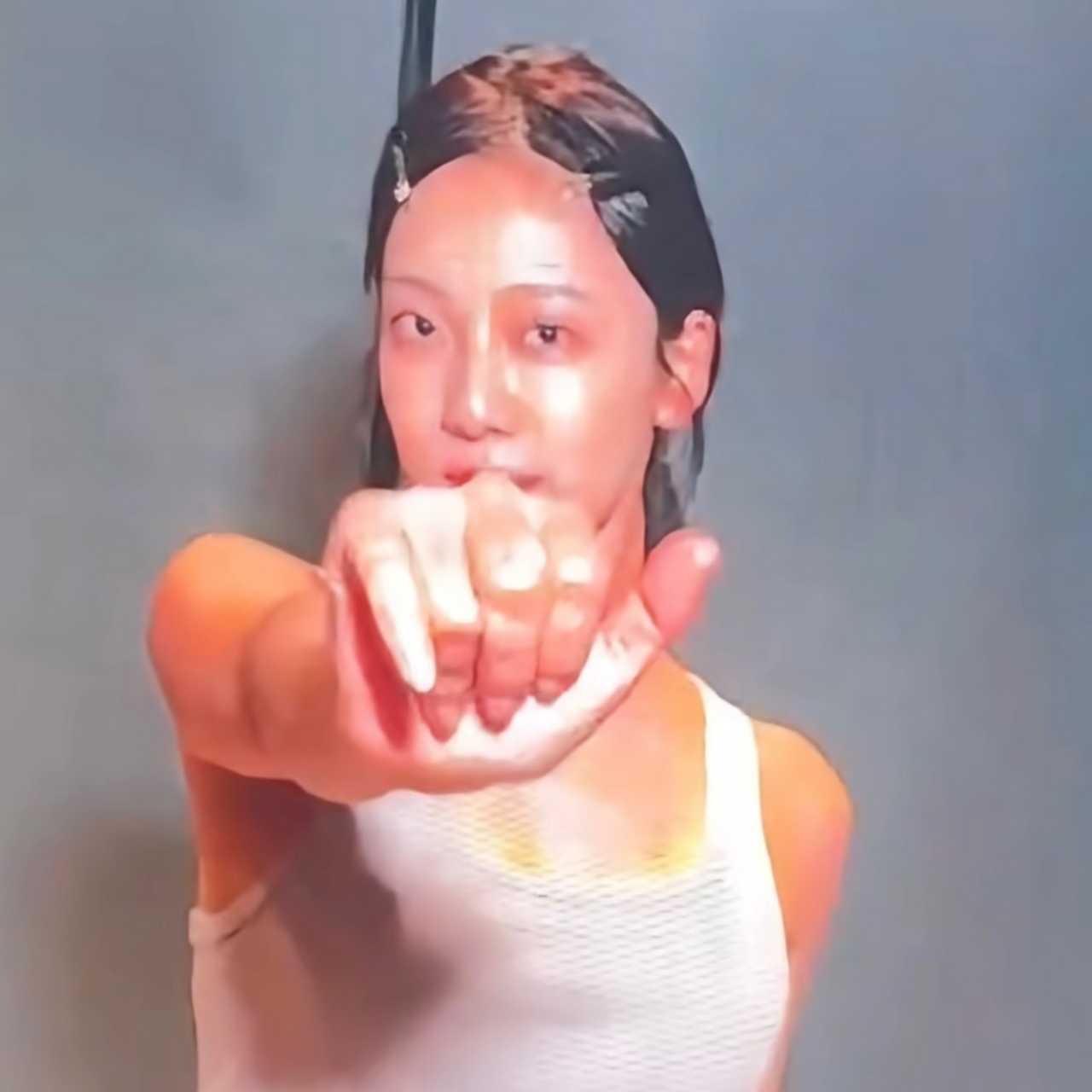 宁艺卓淡妆，大家觉得如何？ ​​​