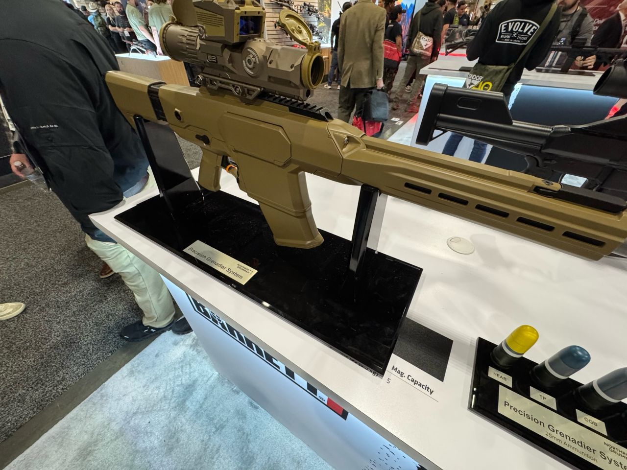 shotshow2026 美国巴雷特公司站台展出的诺斯罗普·格鲁曼公司与柯尔特合
