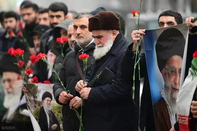 伊朗连炸中东九国，这可真是“最后的疯狂”？这背后的局势肯定不简单。从地缘政治角度