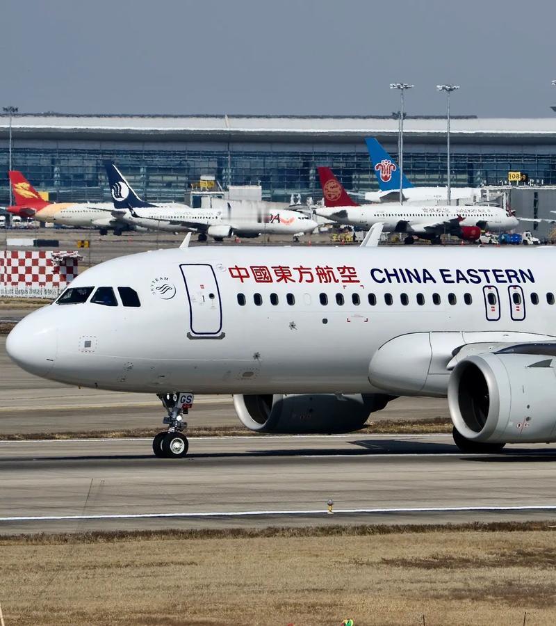 别小看这次AI接进东航，这是AI办事从内测走向全社会的重要一步！
 
很多人看到