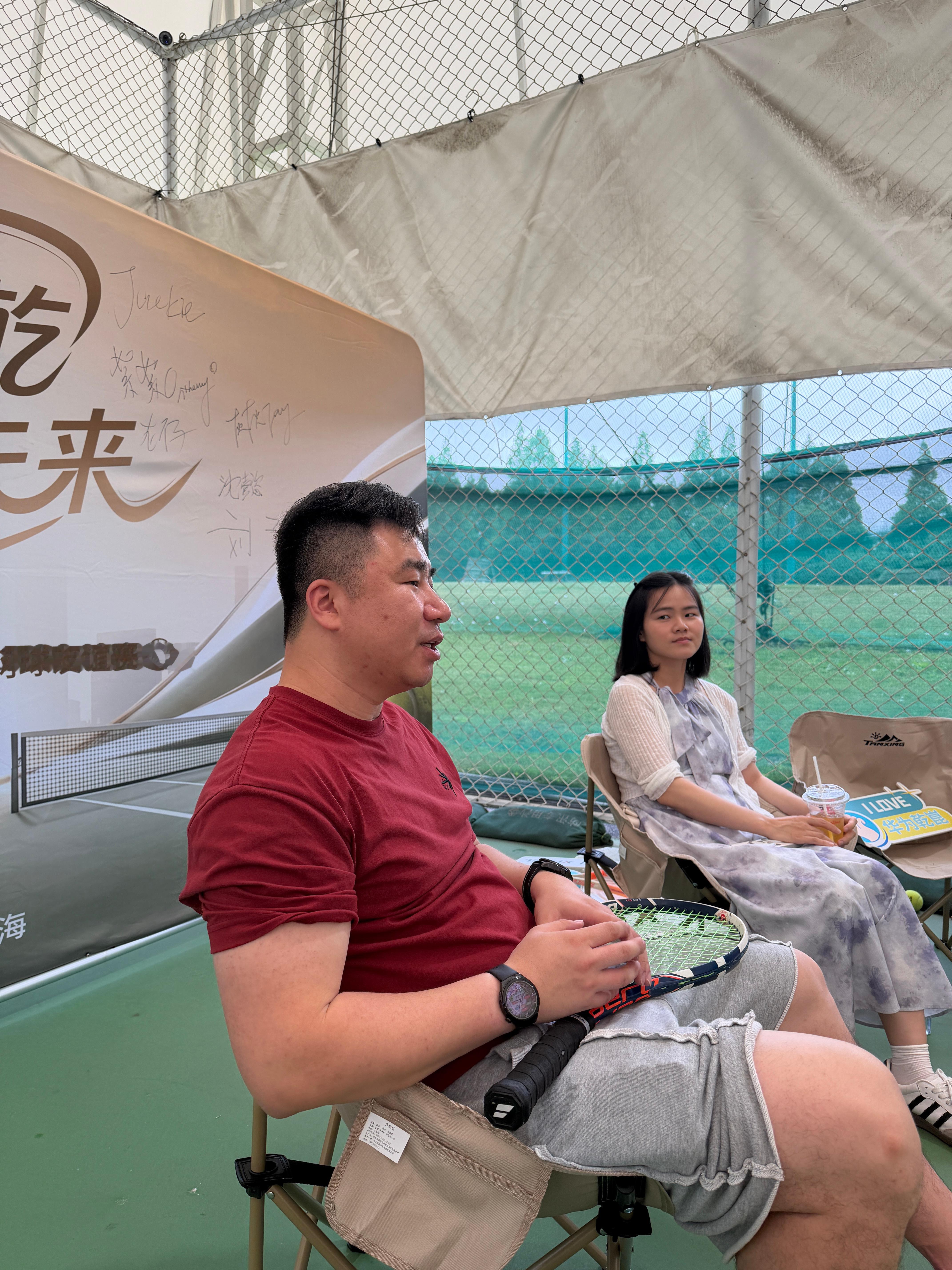 打网球真的太有意思啦！这是乾崑同城club的第一次线下聚会，欢迎更多base上海