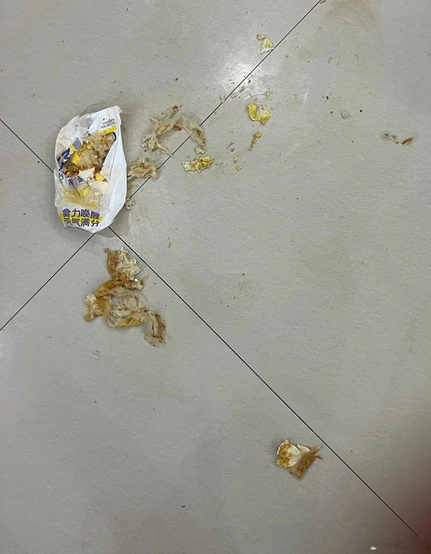 实在忍不了这样的妈妈了 