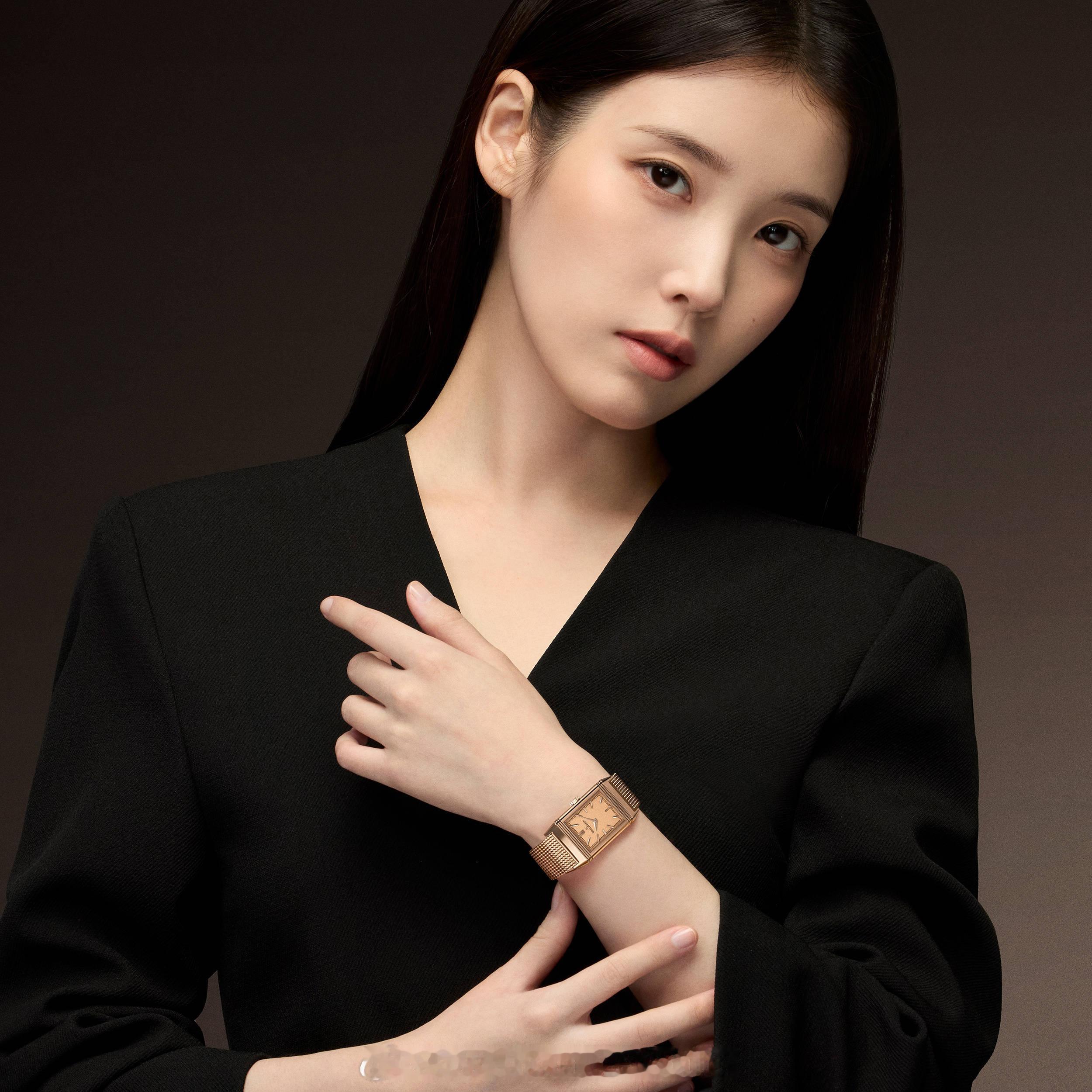 IU  替我亲爱的爪宝发个抽🎁，恭喜丽儿终于恢复单身，单身女艺人iu很好，热烈