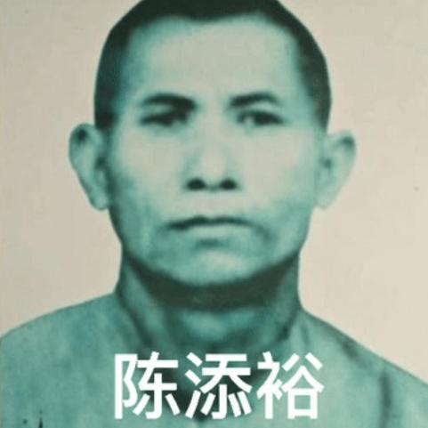 毛主席恩人来北京观礼,结果名额竟被人冒名顶替,毛主席看到来人后更是连连说道：你不