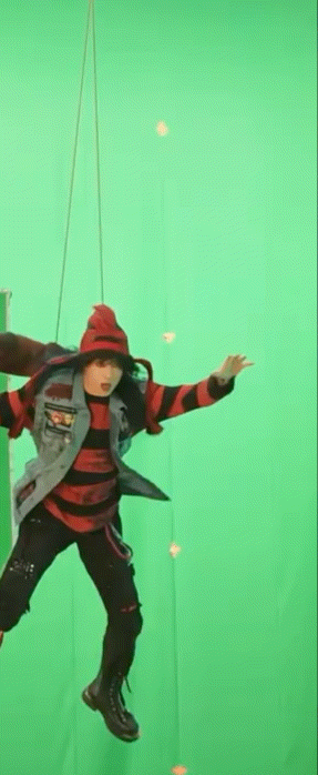 彪彪这身也蛮美的 