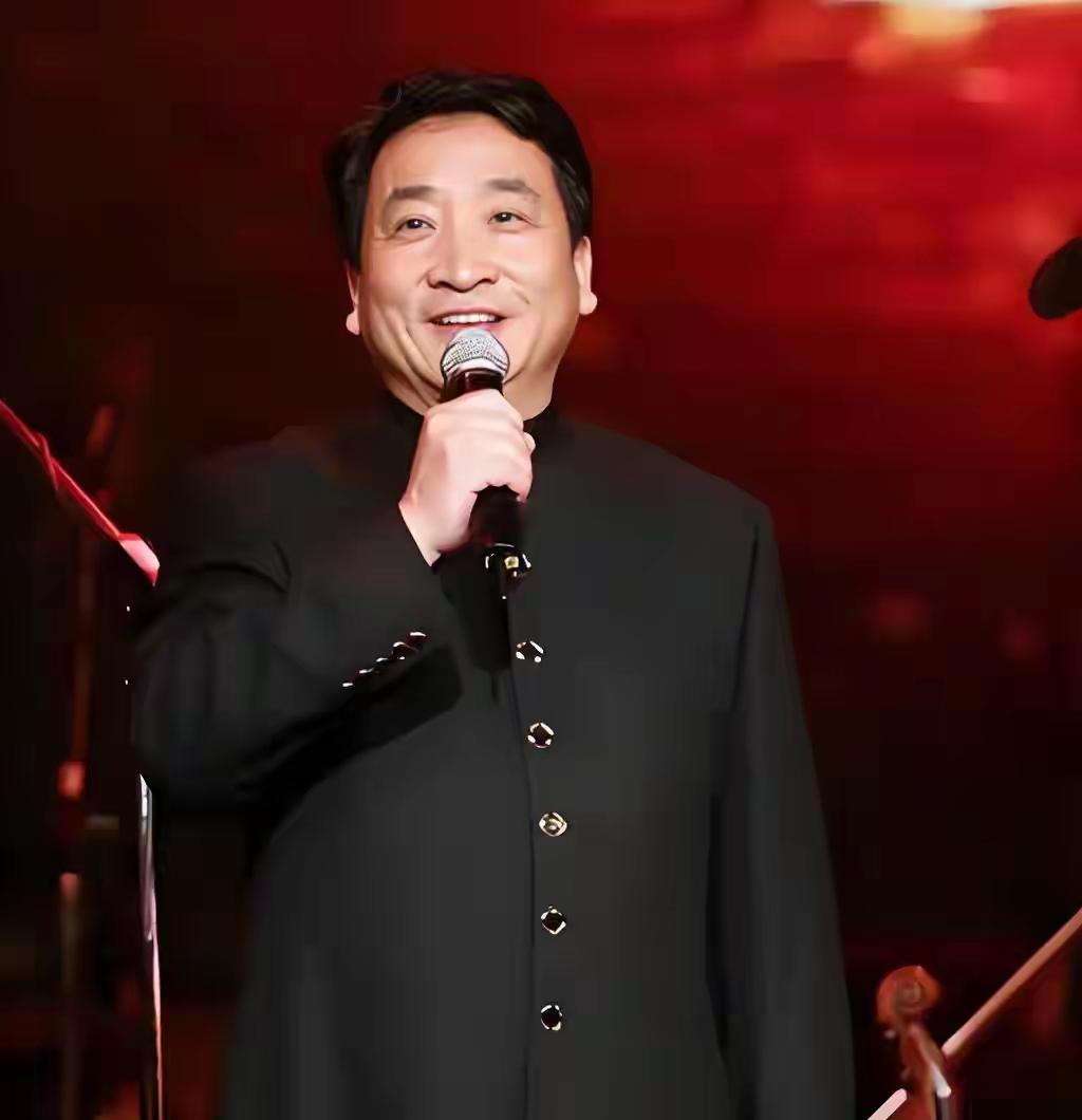 笑是生活的放电，好笑话堪比过瘾电疗，拔了插头笑意还在浑身打转，姜昆说的“情理之中