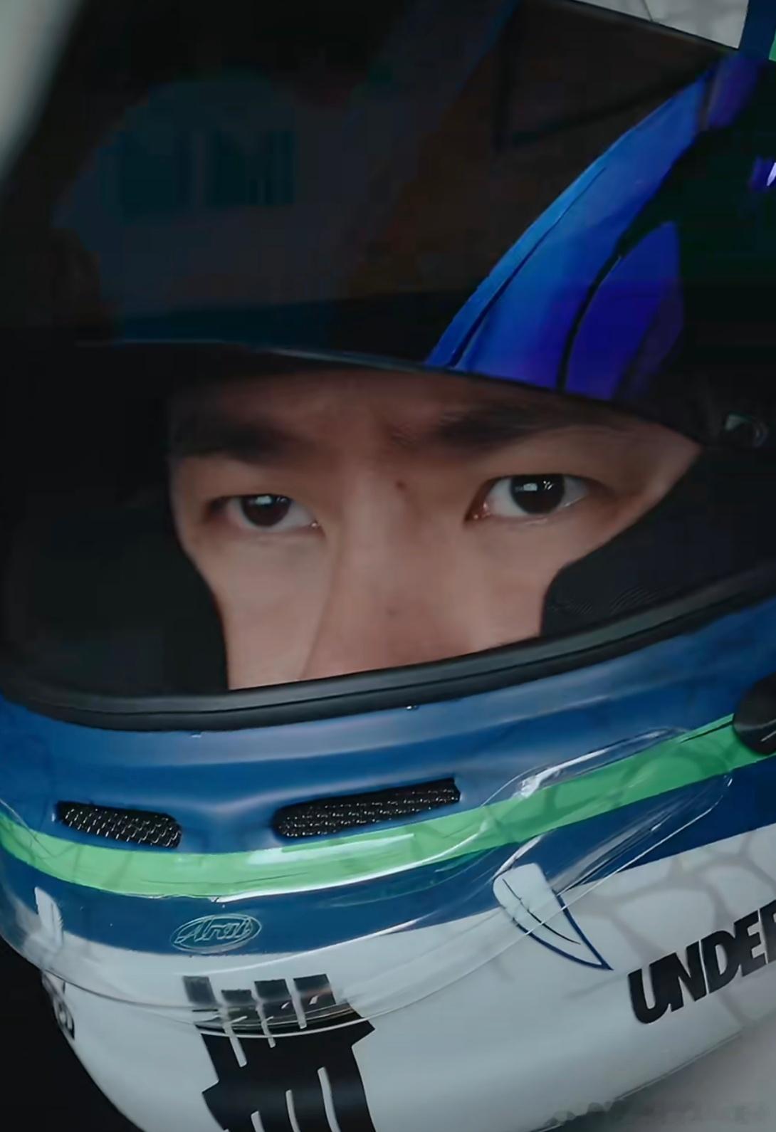 来给他们凶一个 嗷呜～ 