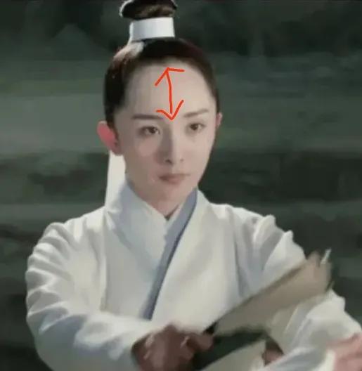 杨幂这个发际线前移了得有2厘米吧？#杨幂的那些事儿#