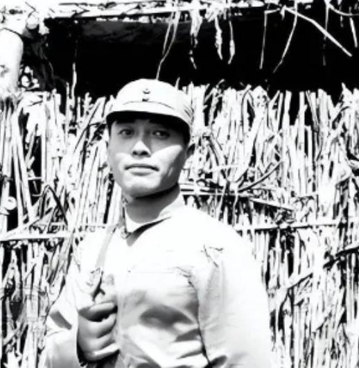 1938年的春天，整个中华民族都笼罩在压抑的阴霾之下，南京沦陷，日军步步紧逼，妄