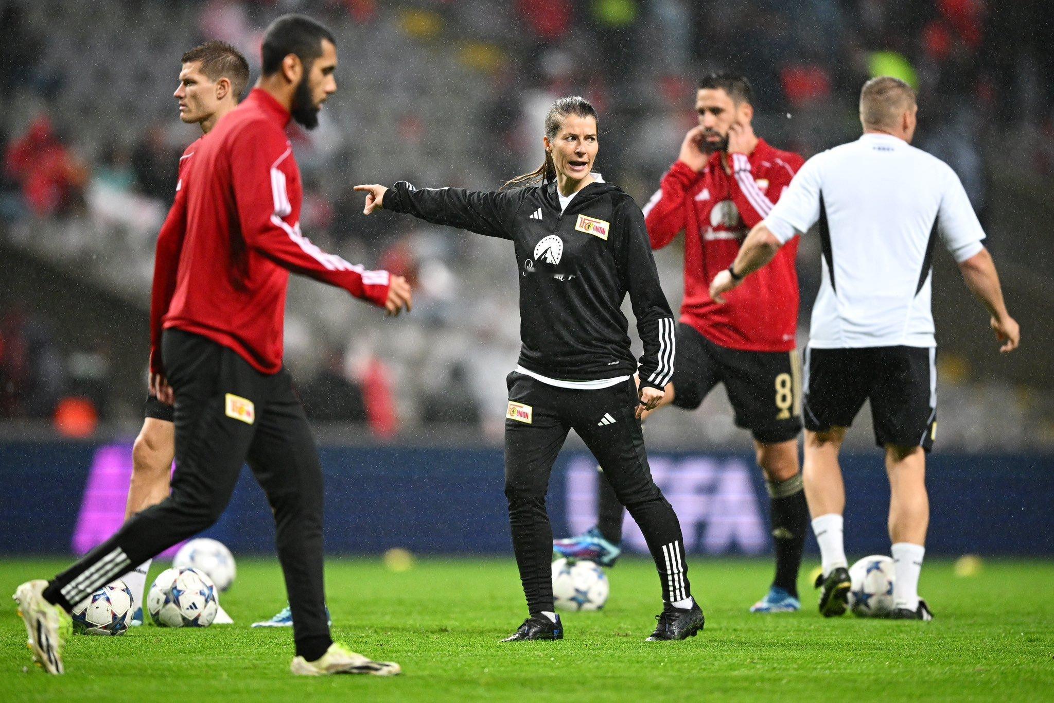 柏林联合官宣五大联赛首位女性主教练：玛丽·路易丝·埃塔。34岁的埃塔此前在柏林联