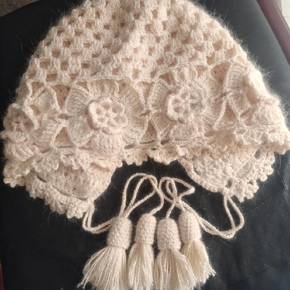 有人说，如果你想买一件东西时犹豫不决，
如果你犹豫的原因是价格，那就买！
如果你