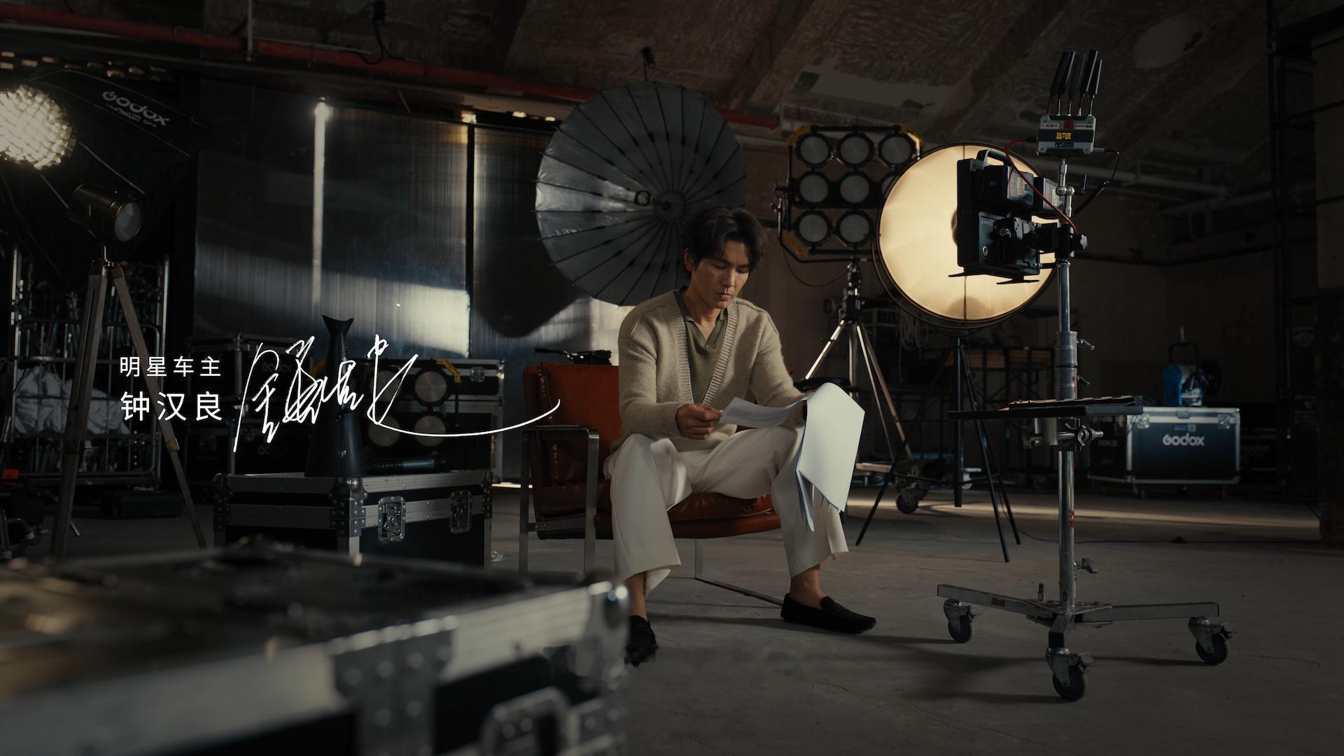 让钟汉良哇塞的全新ES8黑科技 钟汉良这段梦回这就是街舞 当低调敬业的钟汉良化身