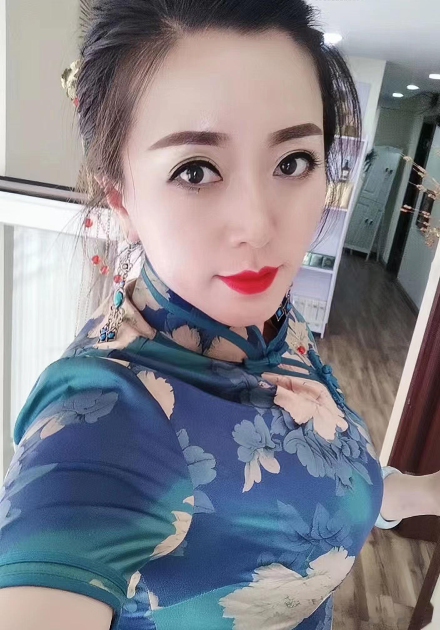 大美阿姨 ​​​