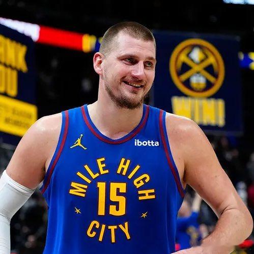 约基奇复出战快船 终于等到你归来，约基奇时隔一个月迎来复出，今日将首发出战对阵快