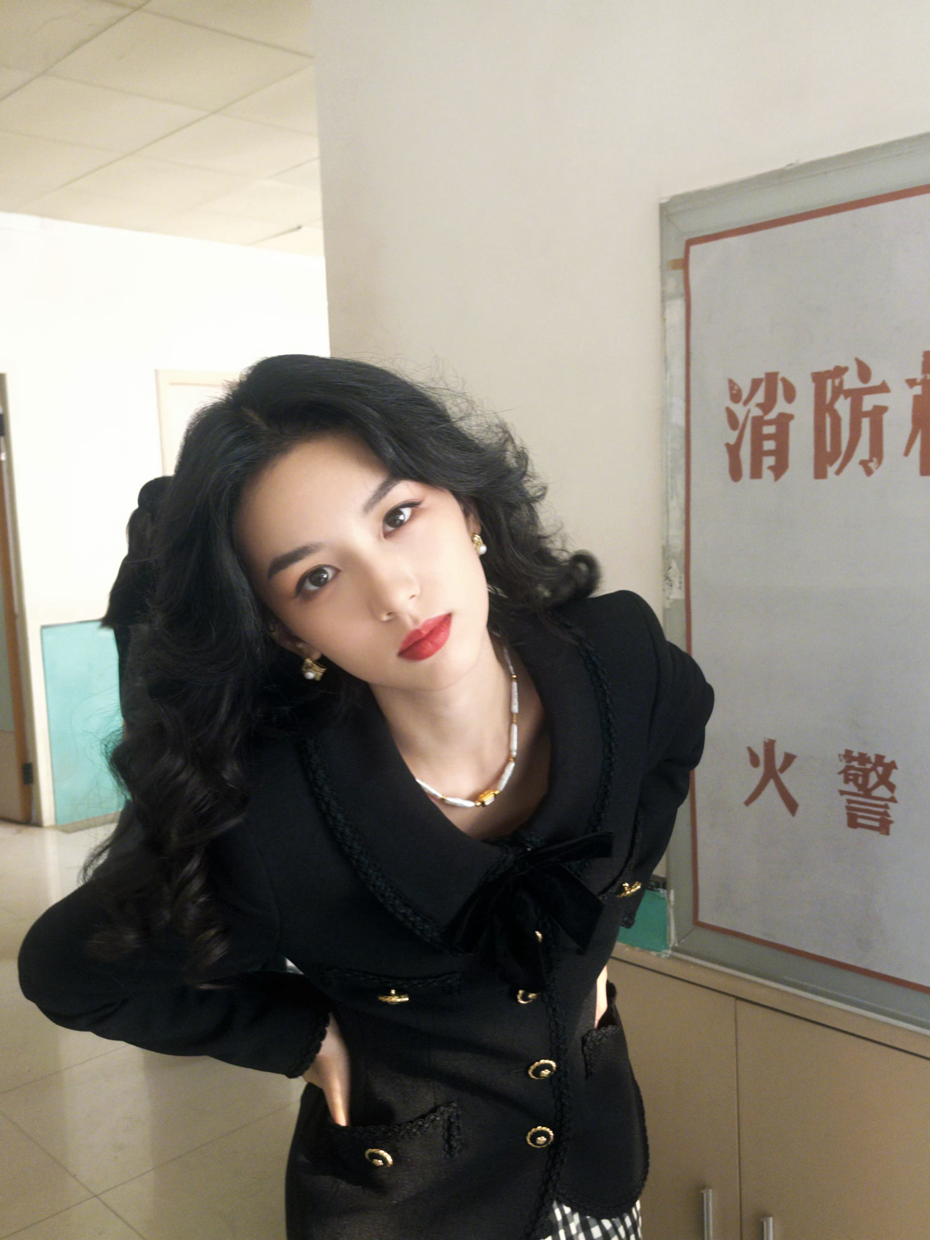 晓兰妈咪在看镜头外的我好幸福、、、、、、 