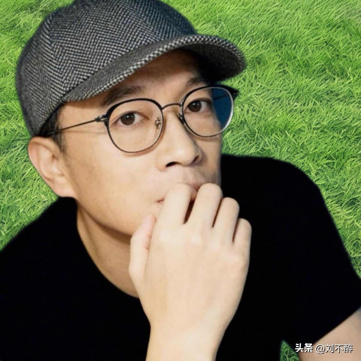 一个吸睛的标题，是成功的一半。

好比青年男女初次见面，
双方第一眼打量的是对方