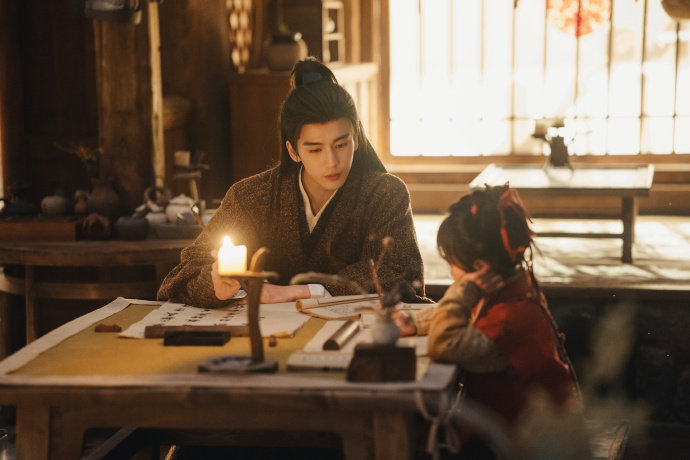 长宁家庭背景长宁家庭背，姐姐将军姐夫武安侯，长宁小小一个好萌啊，对着谢征一口一句