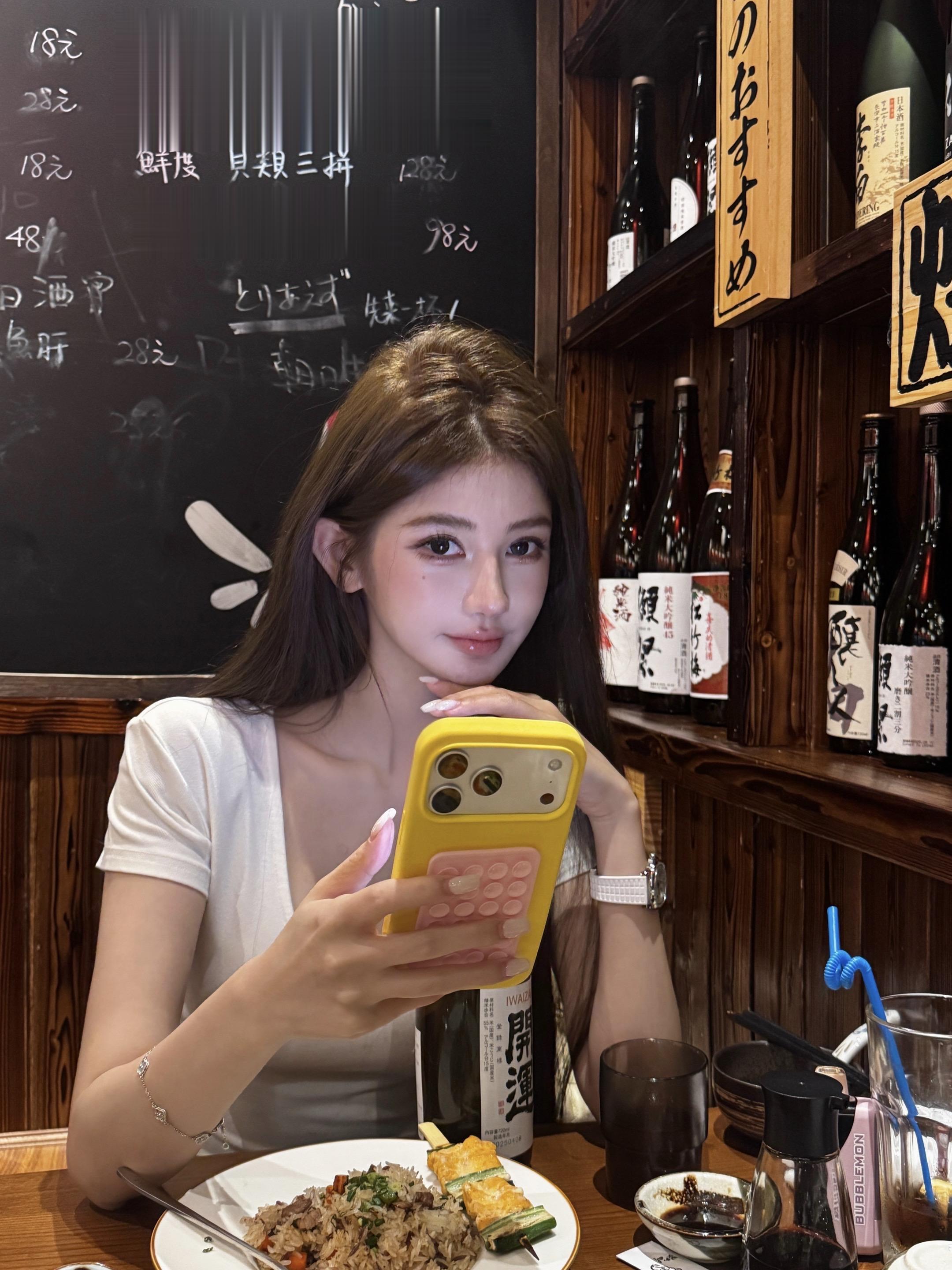 我盯着你的脸 还想能见几面