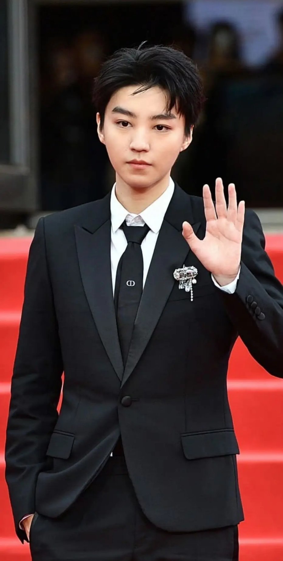 谁在夸他帅，这么年轻馒成这样 ​​​