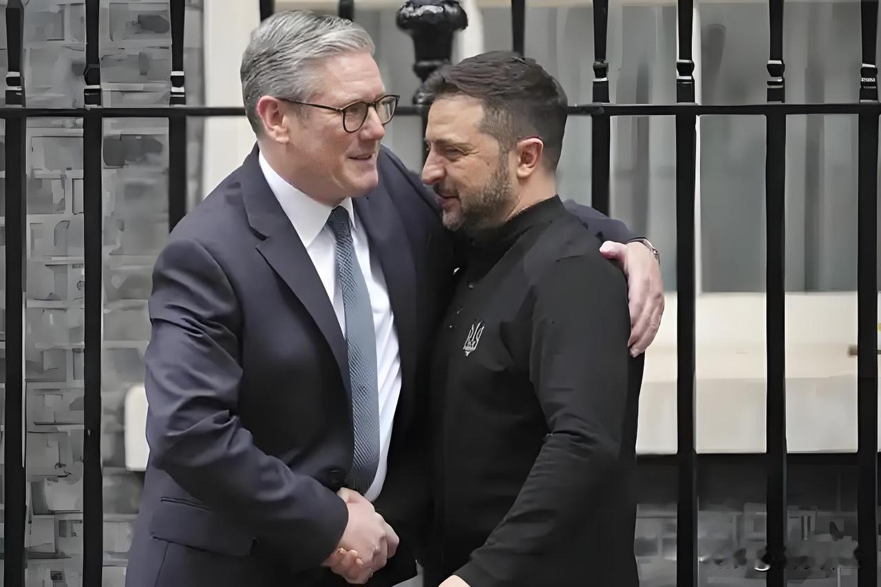 英国在“危险试探”，承认一名叫乔治.胡利的现役士兵”因故”在乌死亡，“打明牌”不