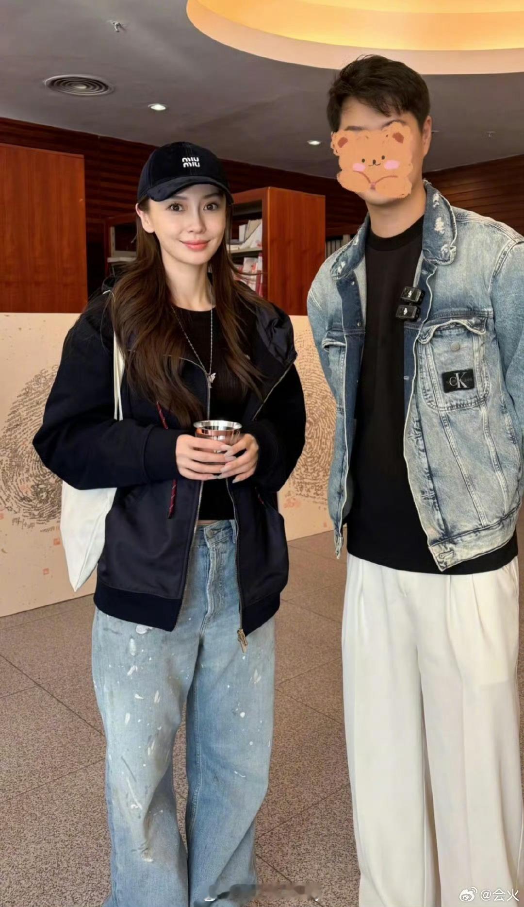 angelababy白鹿参加深圳广电艺德培训班路透 