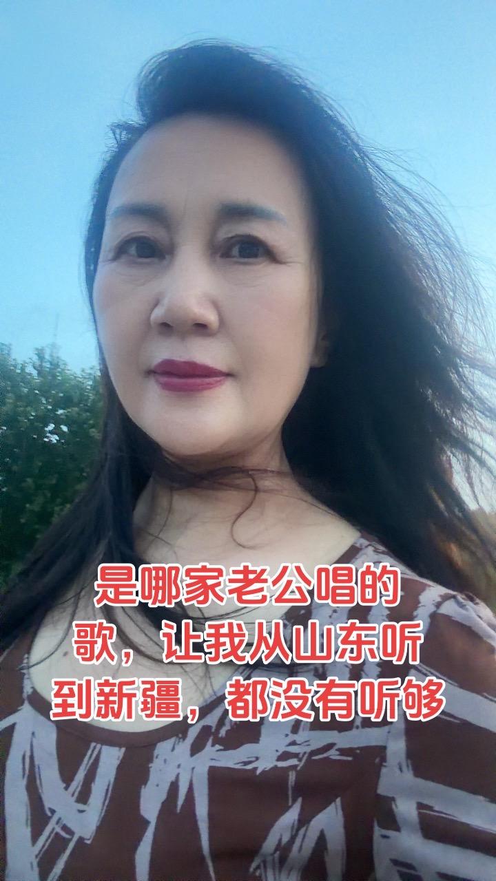 这歌词写很太感伤了，听了一遍又一遍还是没听够