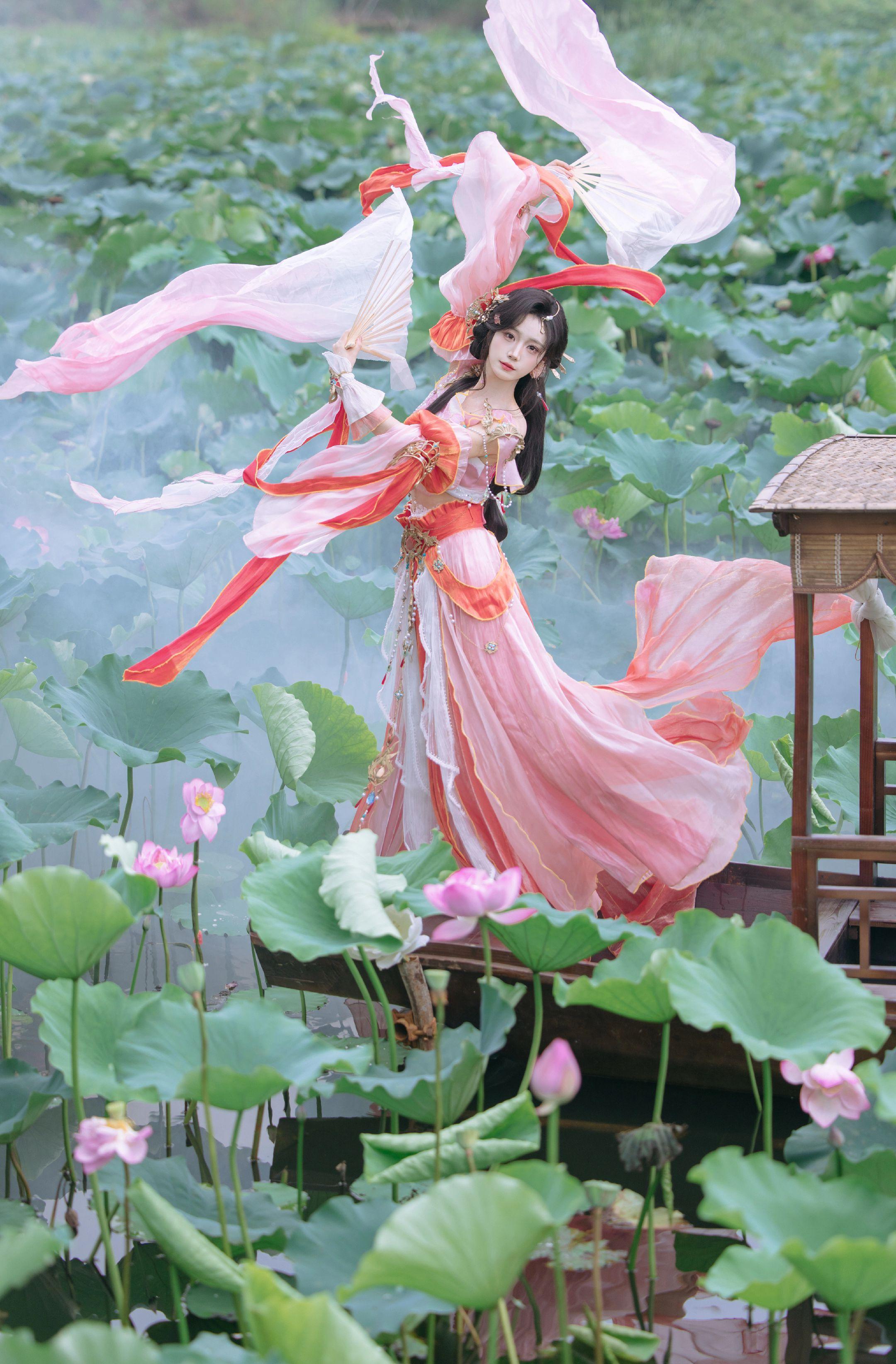 西子湖畔，西子情～摄影：本人 出镜