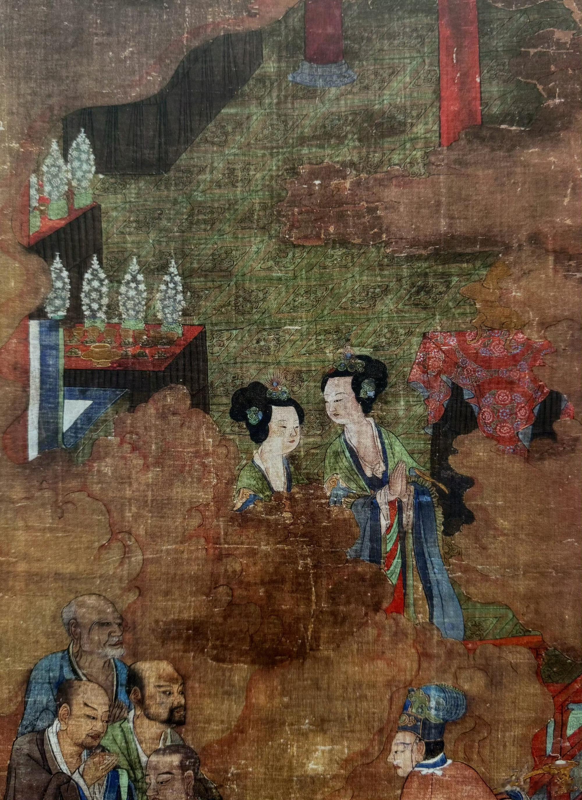 地铺花砖图三：2000年杭州荷花池头南宋临安府治遗址出土宝相花砖（遗址中残存约 