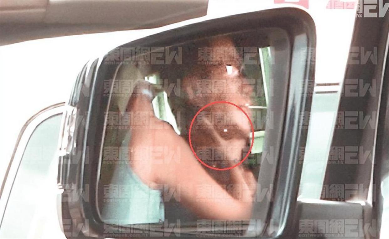 刘恺威和小20岁女友车内亲密互动，同吃一碗米线，饭后同回女友住所过夜！刘恺威已沦